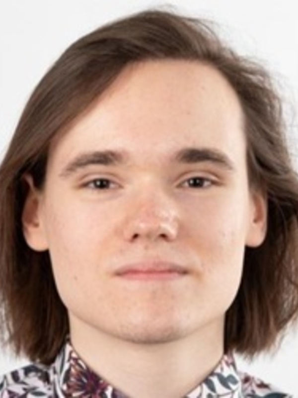  Maciej Zurowski